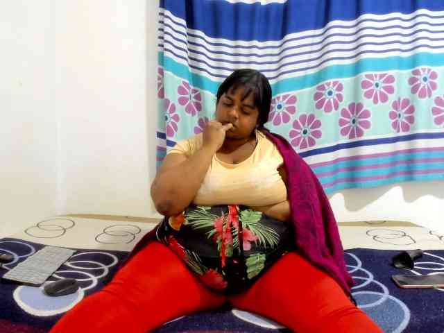 SusanaEshwar webcam