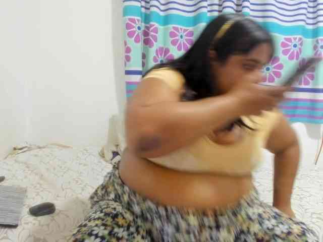 SusanaEshwar webcam