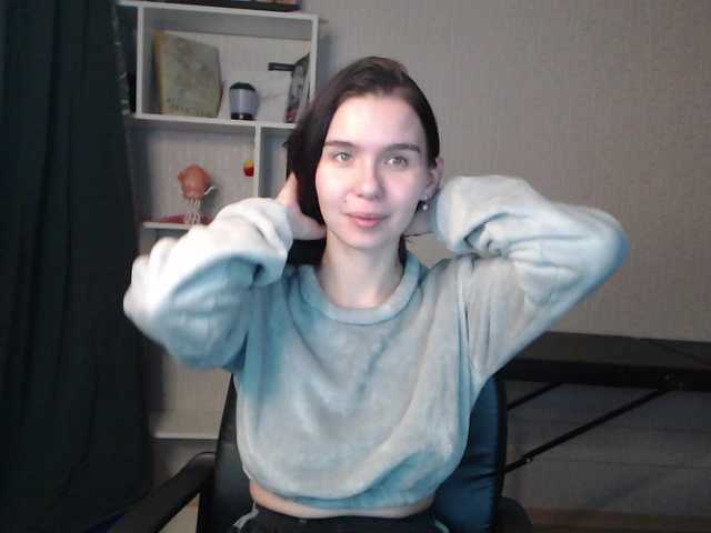 --INDICA--'s BongaCams show and profile