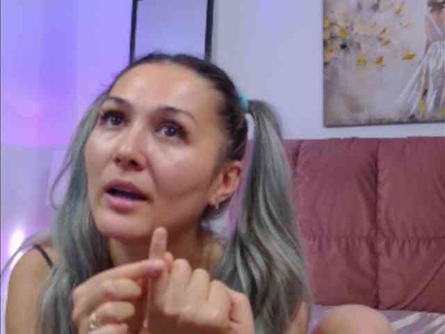 NicoleLegh webcam