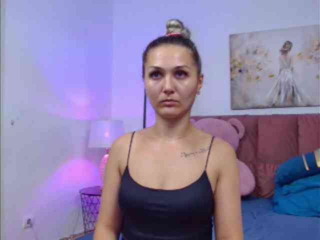 NicoleLegh webcam