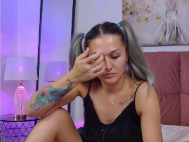NicoleLegh webcam