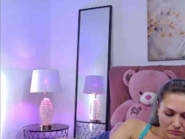 NicoleLegh webcam