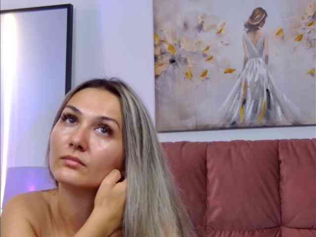 NicoleLegh webcam