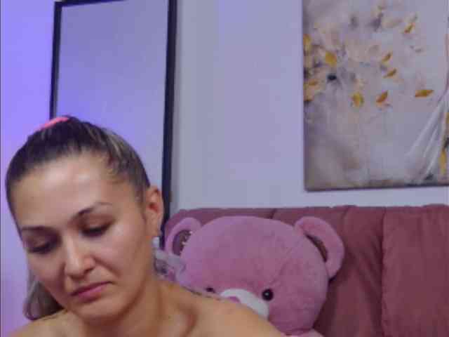 NicoleLegh webcam