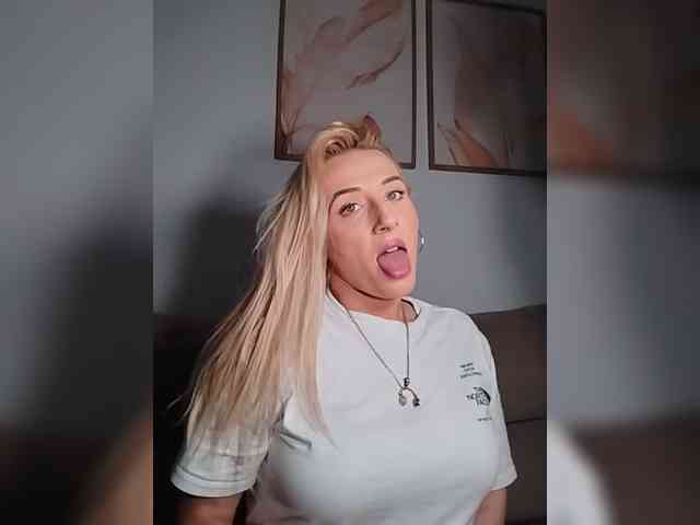 Fuckbate20155 webcam