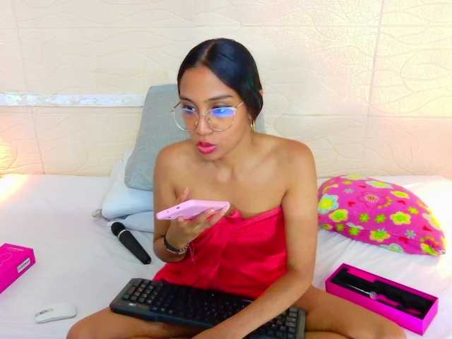 baby-sugar live cam on BongaCams