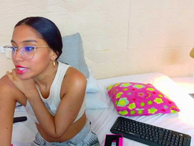 baby-sugar live cam on BongaCams