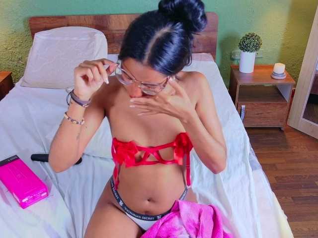 baby-sugar live cam on BongaCams