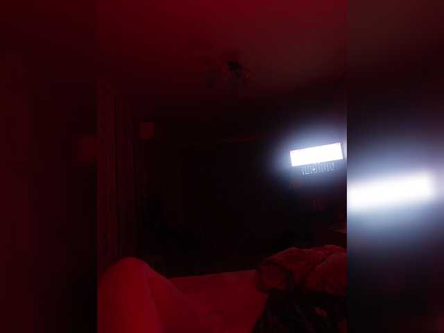 AlexyWhitee live cam on BongaCams