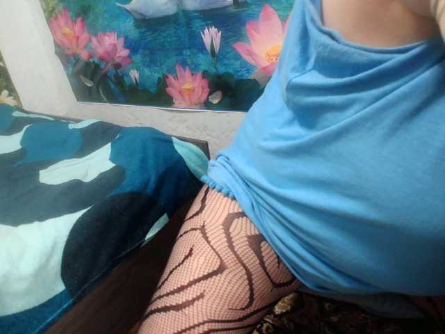 AnnaGoldXx live cam on BongaCams