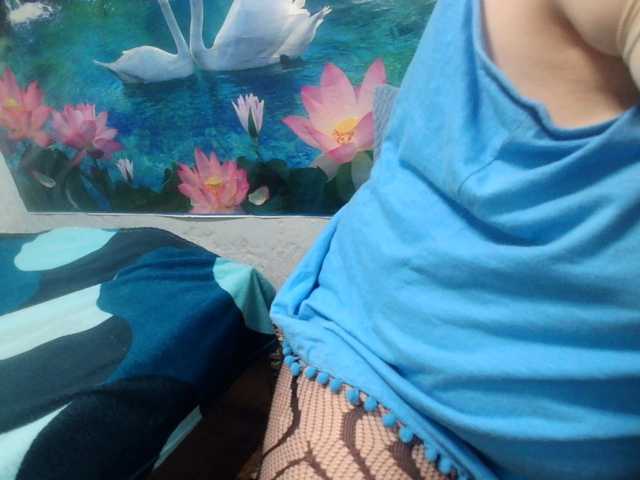 AnnaGoldXx live cam on BongaCams