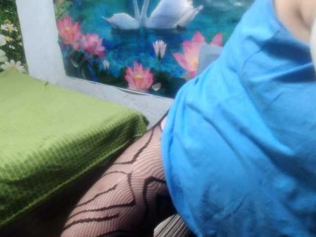 AnnaGoldXx live cam on BongaCams