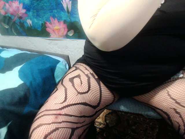 AnnaGoldXx live cam on BongaCams