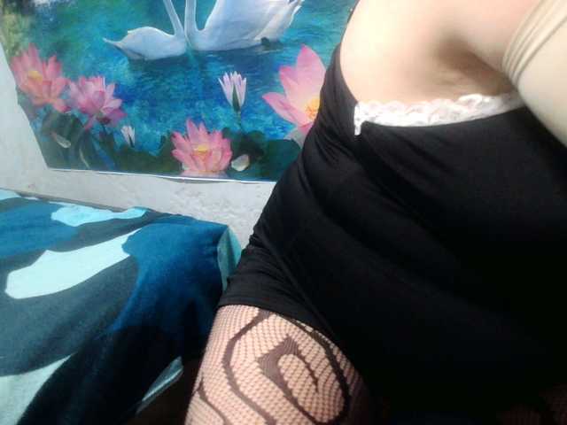 AnnaGoldXx live cam on BongaCams