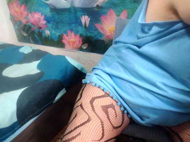 AnnaGoldXx webcam