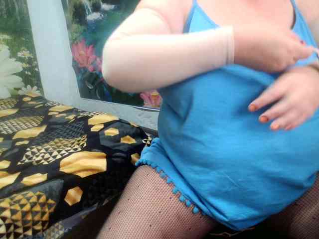 AnnaGoldXx webcam