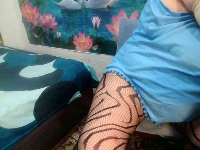 AnnaGoldXx webcam