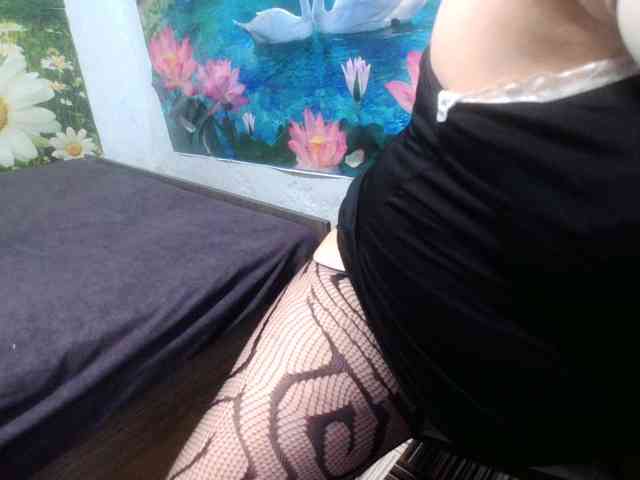 AnnaGoldXx webcam