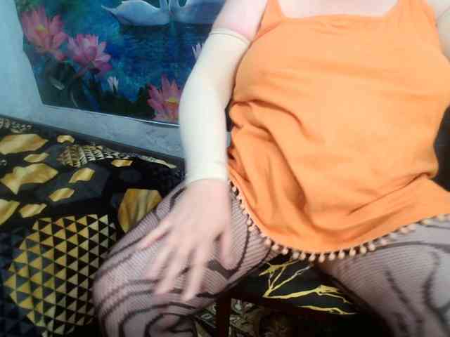 AnnaGoldXx webcam