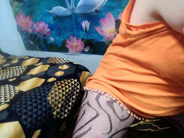 AnnaGoldXx webcam