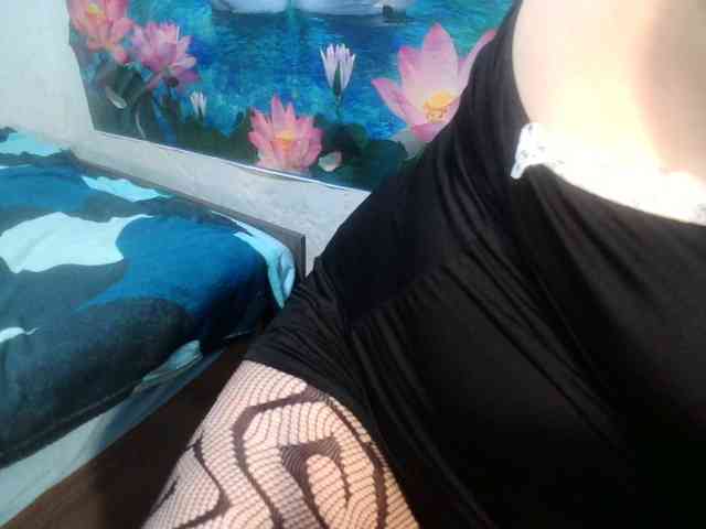 AnnaGoldXx webcam