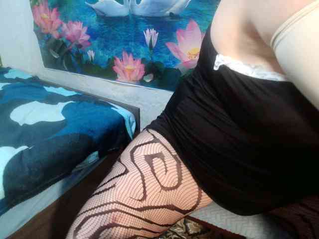 AnnaGoldXx webcam