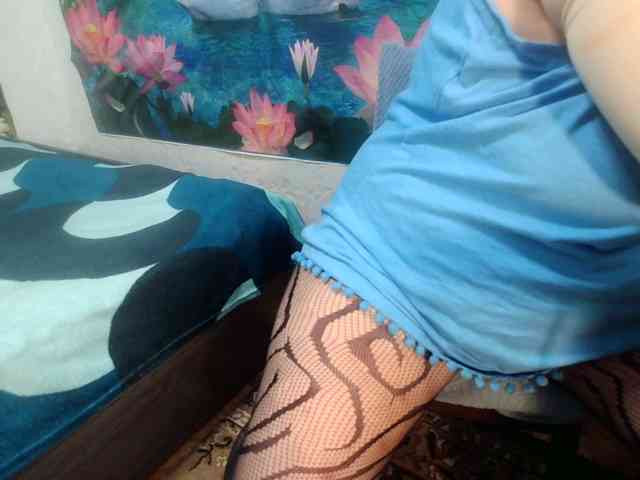 AnnaGoldXx webcam