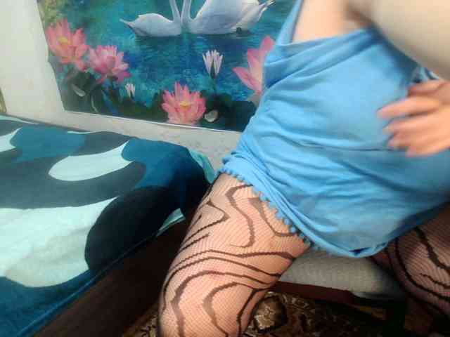 AnnaGoldXx webcam