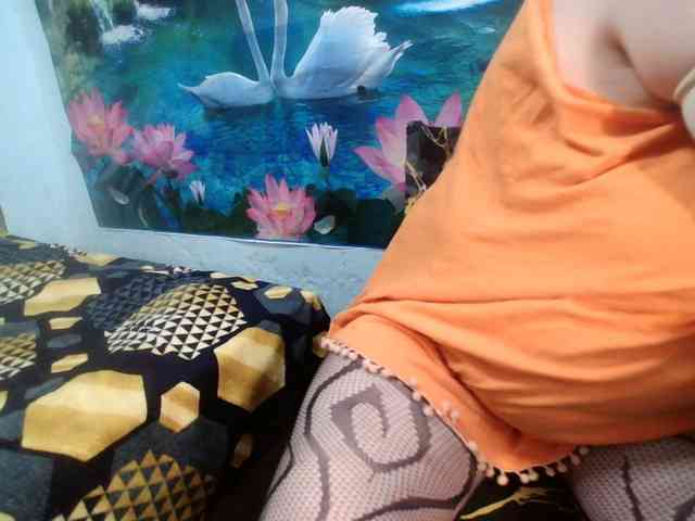 AnnaGoldXx webcam