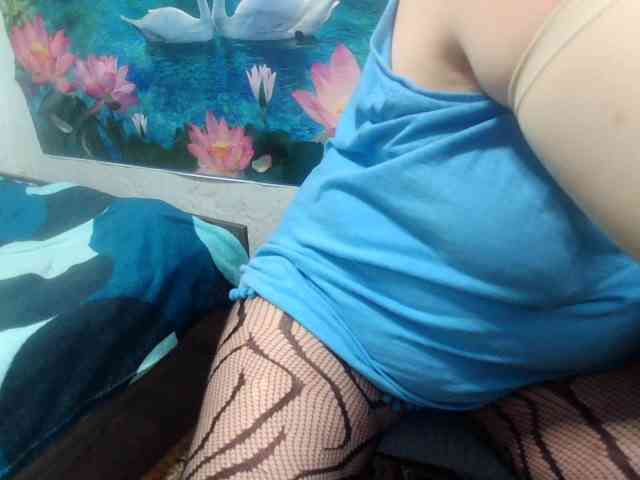 AnnaGoldXx webcam