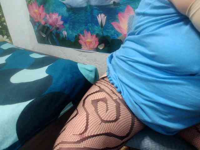 AnnaGoldXx webcam