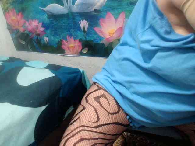 AnnaGoldXx webcam