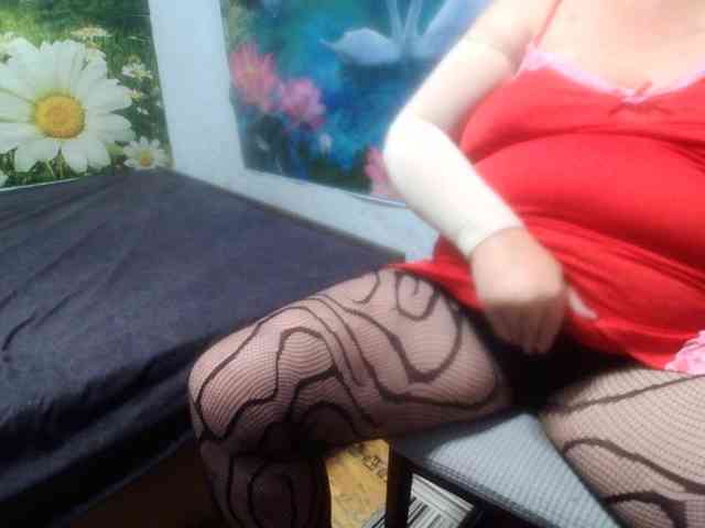 AnnaGoldXx webcam