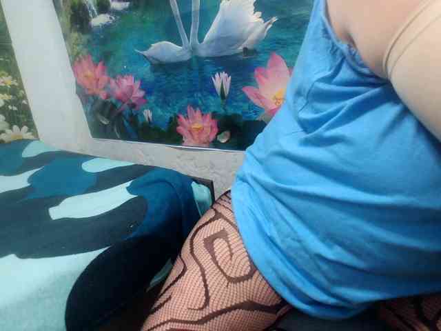 AnnaGoldXx webcam