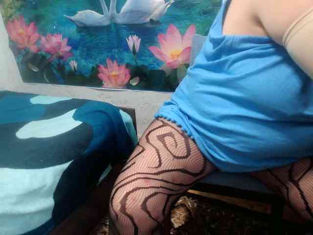 AnnaGoldXx webcam