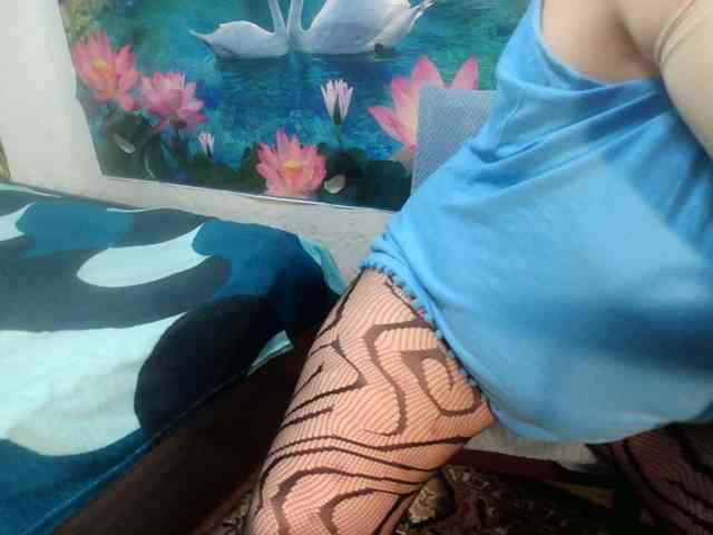 AnnaGoldXx webcam