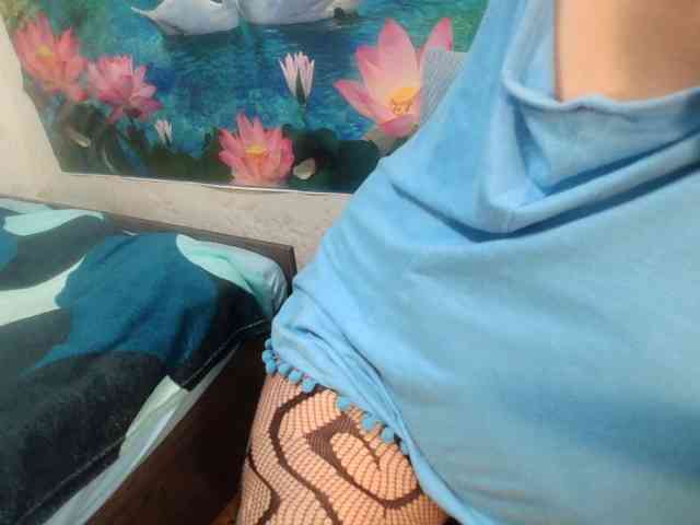 AnnaGoldXx webcam