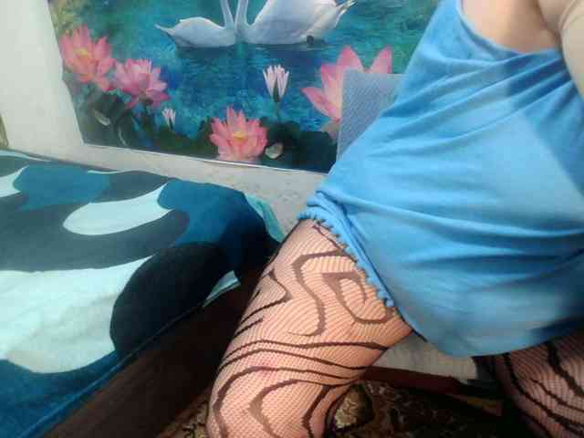 AnnaGoldXx webcam