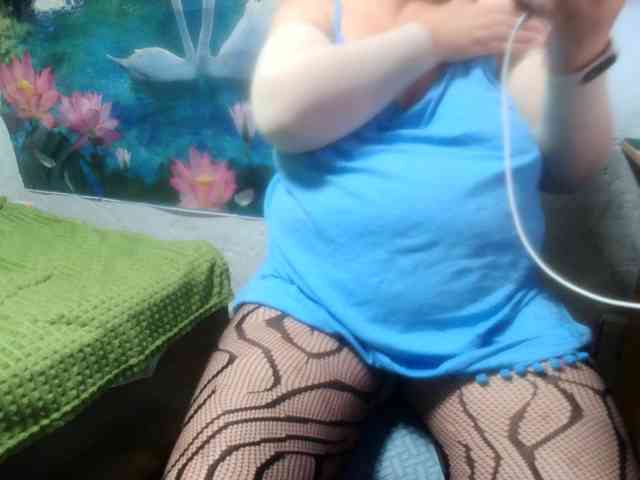 AnnaGoldXx webcam