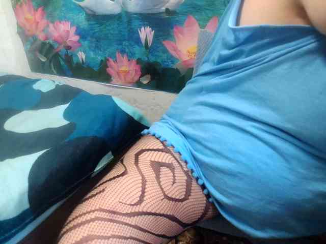 AnnaGoldXx webcam