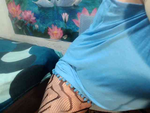 AnnaGoldXx webcam