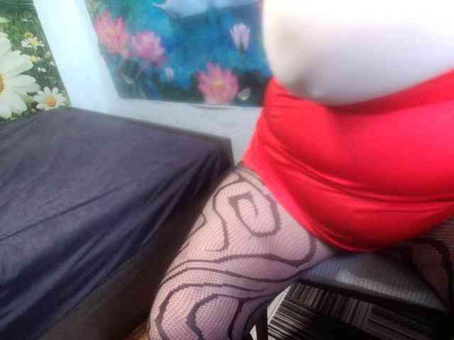AnnaGoldXx webcam
