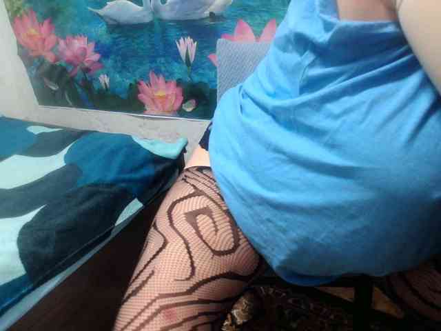 AnnaGoldXx webcam