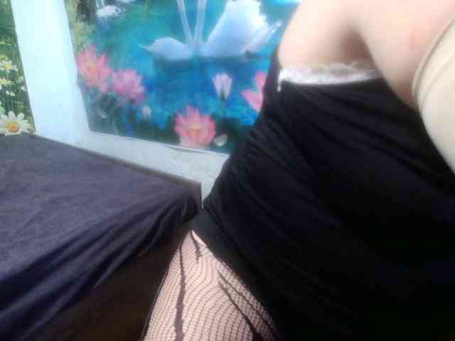 AnnaGoldXx webcam
