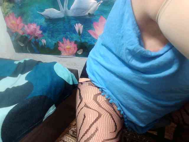 AnnaGoldXx webcam