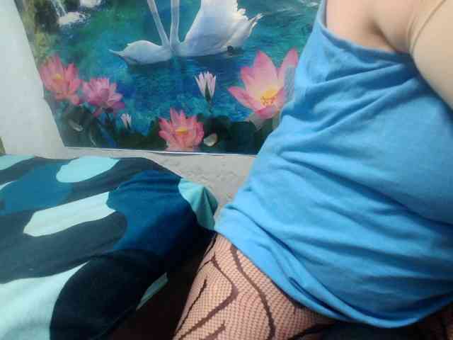 AnnaGoldXx webcam