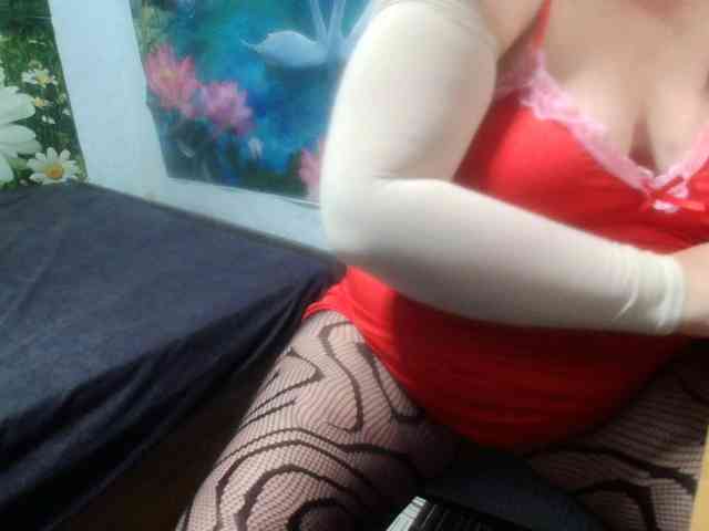 AnnaGoldXx webcam