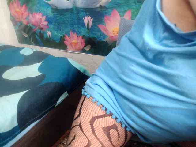 AnnaGoldXx webcam