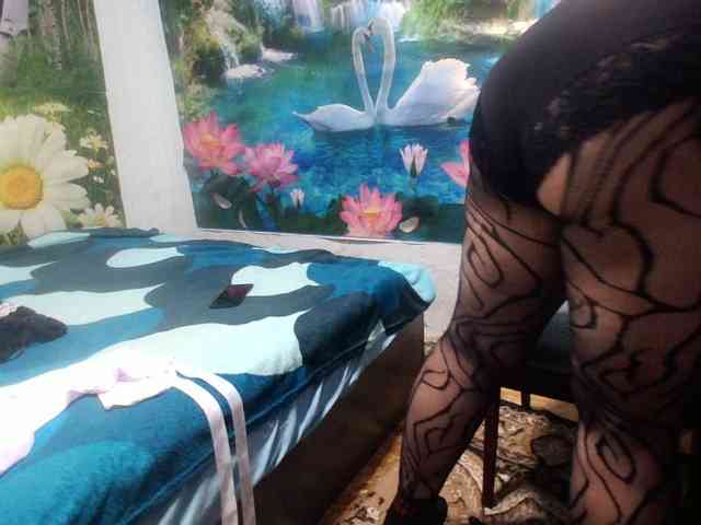 AnnaGoldXx webcam